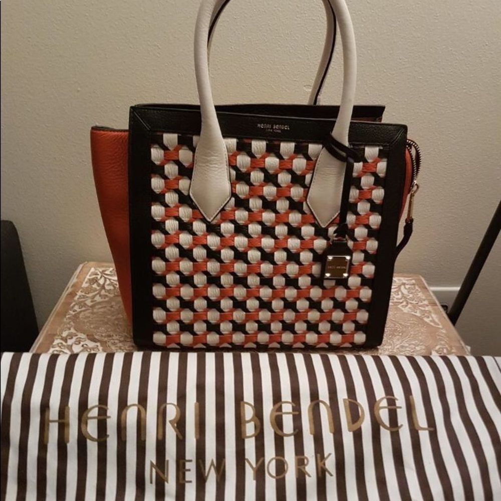 Henri Bendel Purse